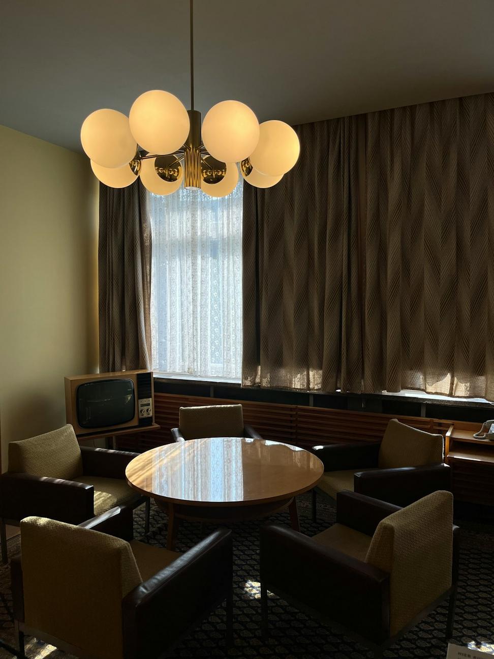 Hotel Contact